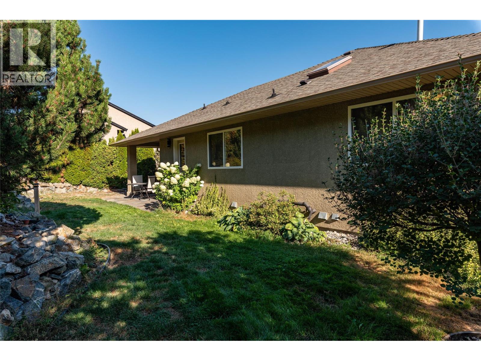 Picture for 3065 Lakeview Cove  Road https://www.cirrealty.ca/reb/bc/3/10362973_36.jpg