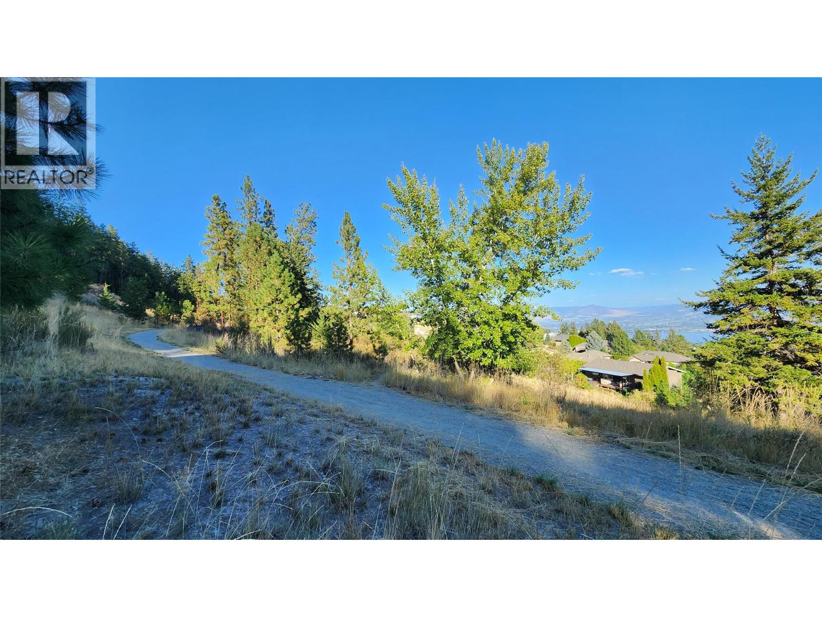 Picture for 3065 Lakeview Cove  Road https://www.cirrealty.ca/reb/bc/3/10362973_54.jpg