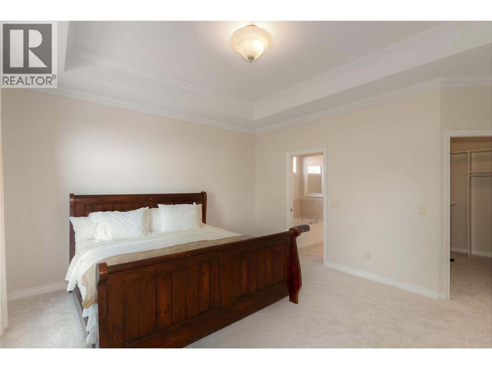 Picture for 1755 Marona  Court https://www.cirrealty.ca/reb/bc/3/10363393_13.jpg