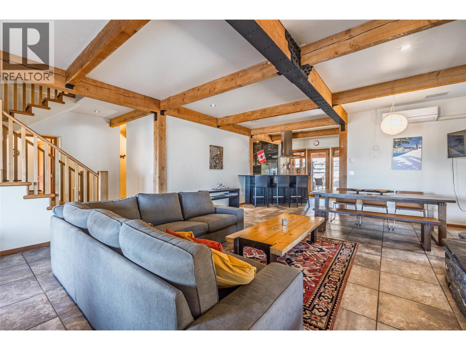 Picture for 110 Chapman  Road https://www.cirrealty.ca/reb/bc/3/10363413_9.jpg