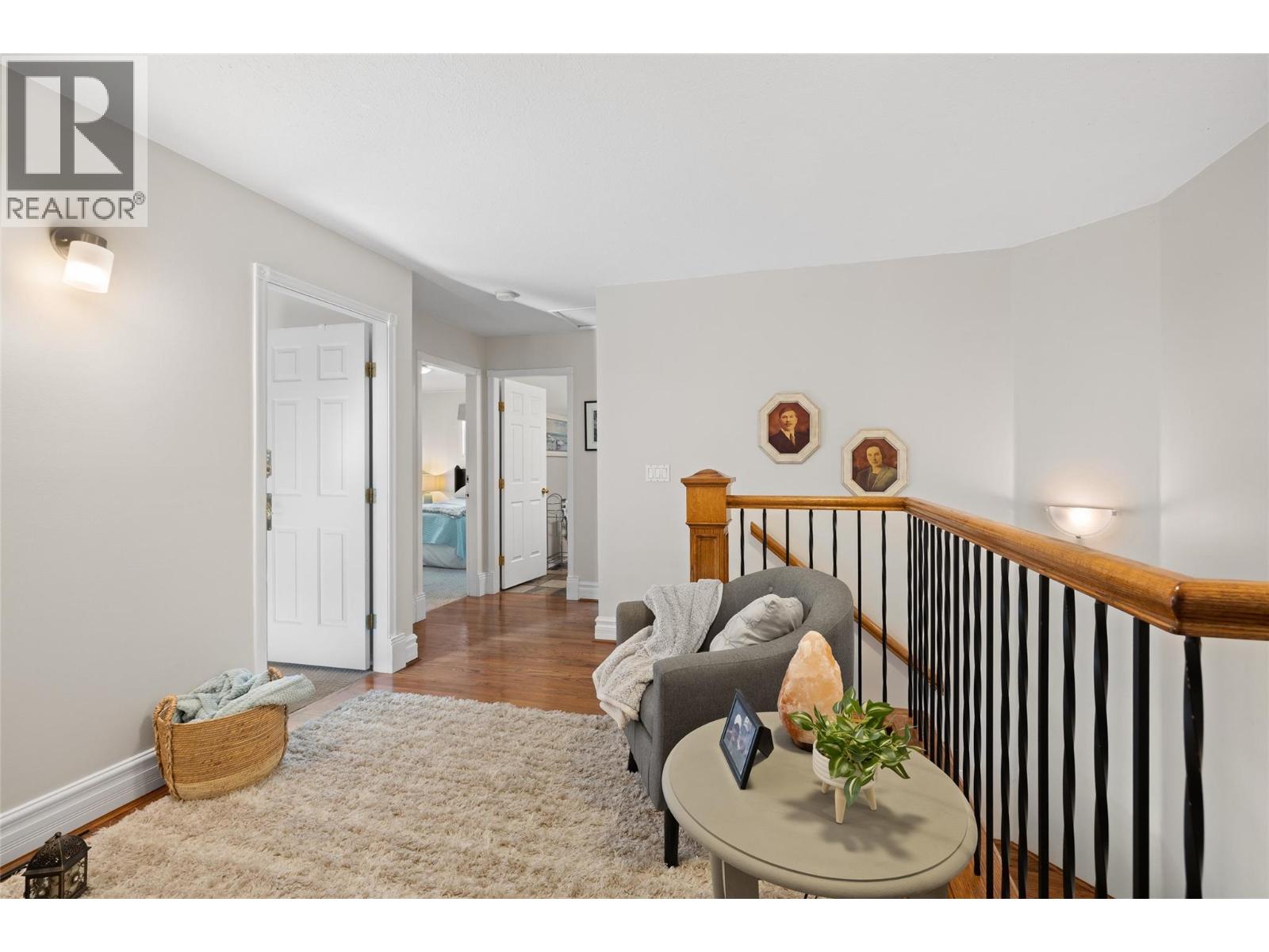 Picture for 1988 Abel  Street https://www.cirrealty.ca/reb/bc/3/10363773_23.jpg