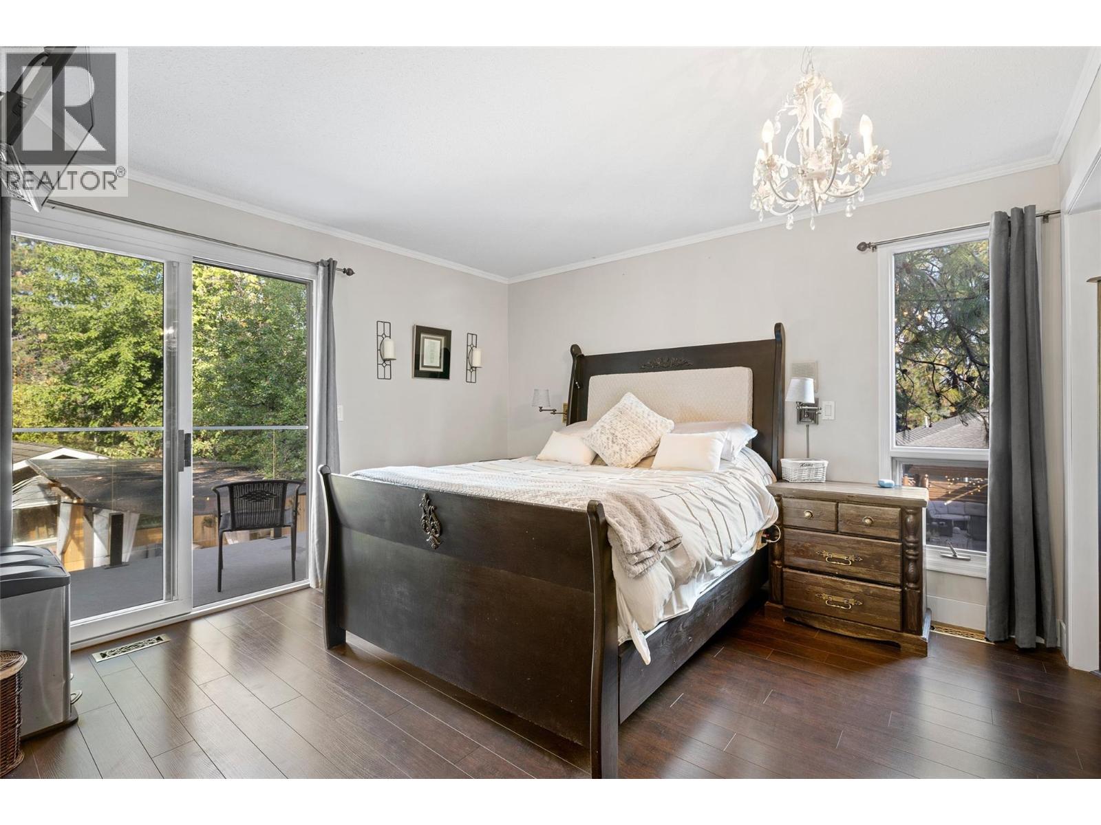 Picture for 1988 Abel  Street https://www.cirrealty.ca/reb/bc/3/10363773_25.jpg