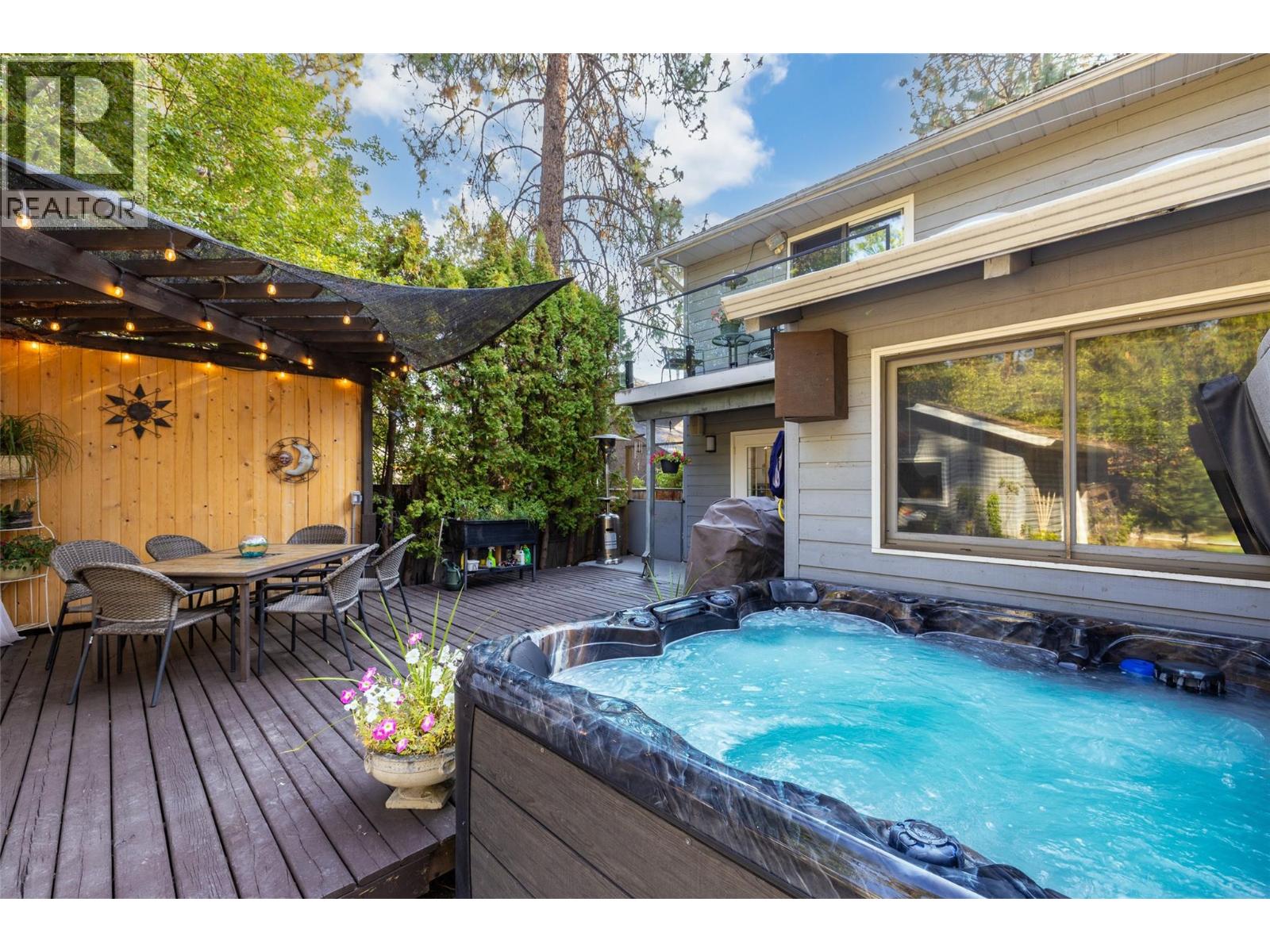 Picture for 1988 Abel  Street https://www.cirrealty.ca/reb/bc/3/10363773_42.jpg