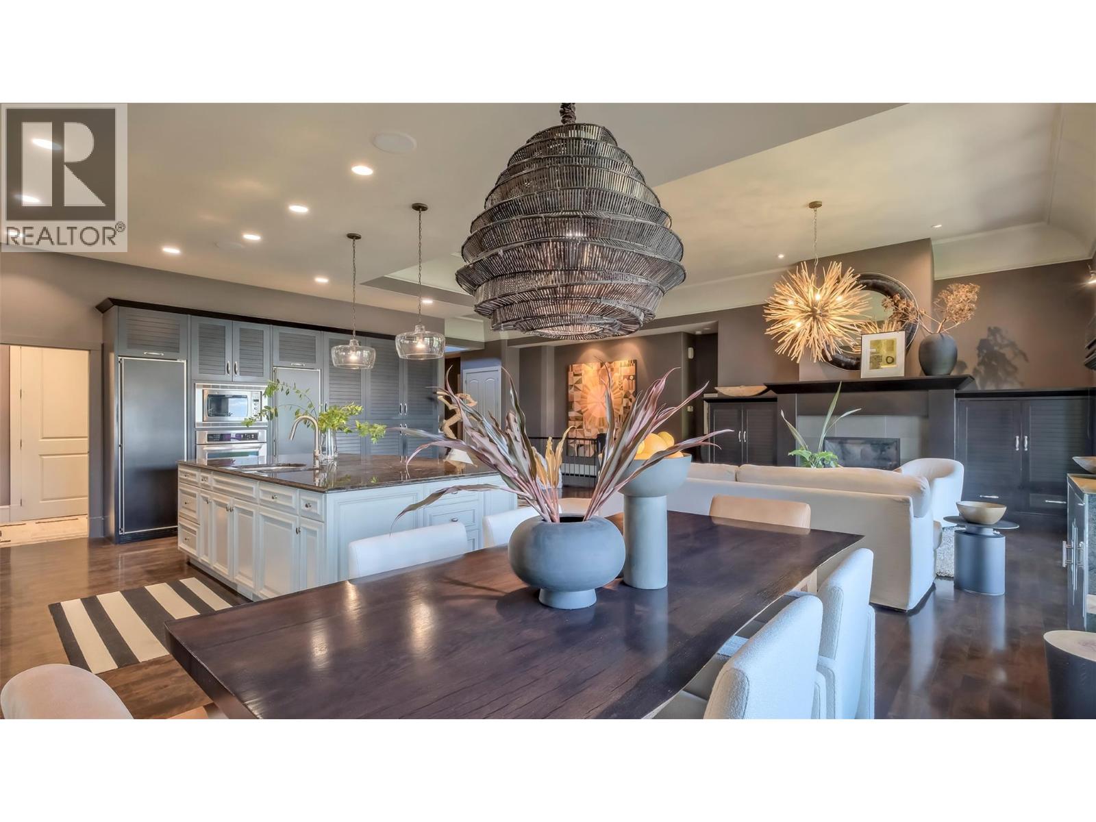 Picture for 1749 Capistrano  Drive https://www.cirrealty.ca/reb/bc/3/10363783_20.jpg