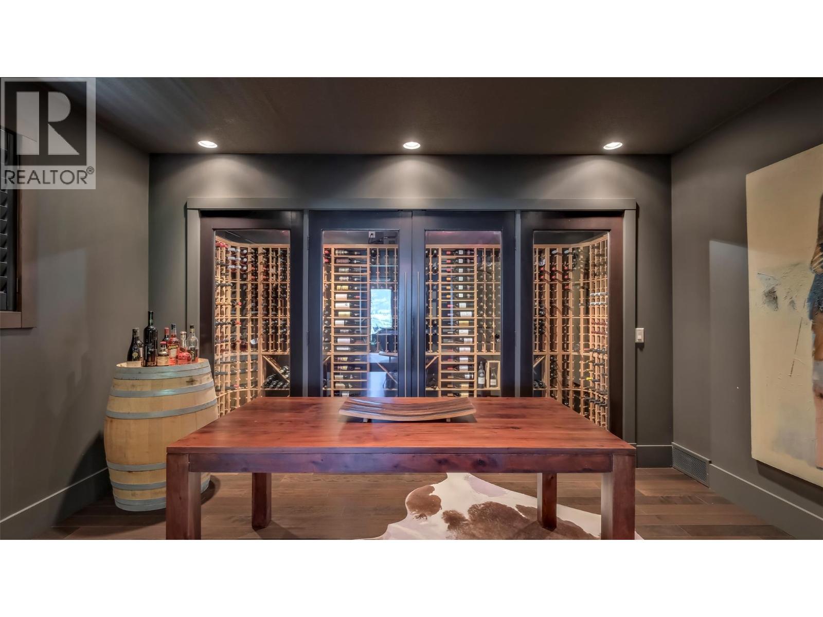 Picture for 1749 Capistrano  Drive https://www.cirrealty.ca/reb/bc/3/10363783_39.jpg