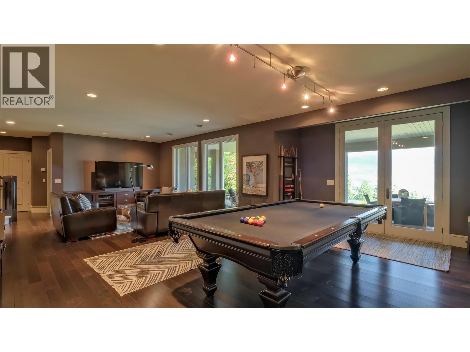 Picture for 1749 Capistrano  Drive https://www.cirrealty.ca/reb/bc/3/10363783_45.jpg