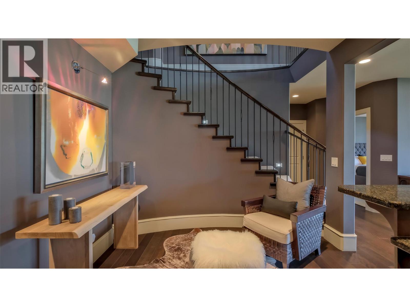 Picture for 1749 Capistrano  Drive https://www.cirrealty.ca/reb/bc/3/10363783_48.jpg