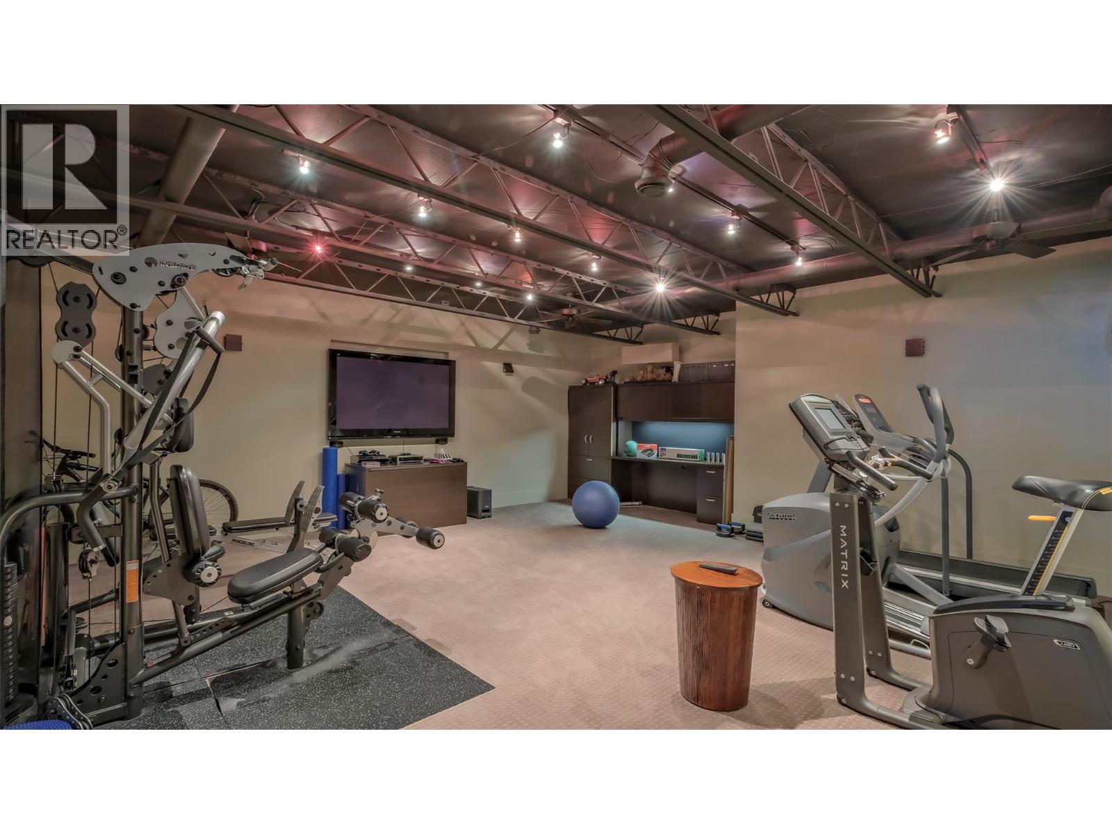 Picture for 1749 Capistrano  Drive https://www.cirrealty.ca/reb/bc/3/10363783_51.jpg