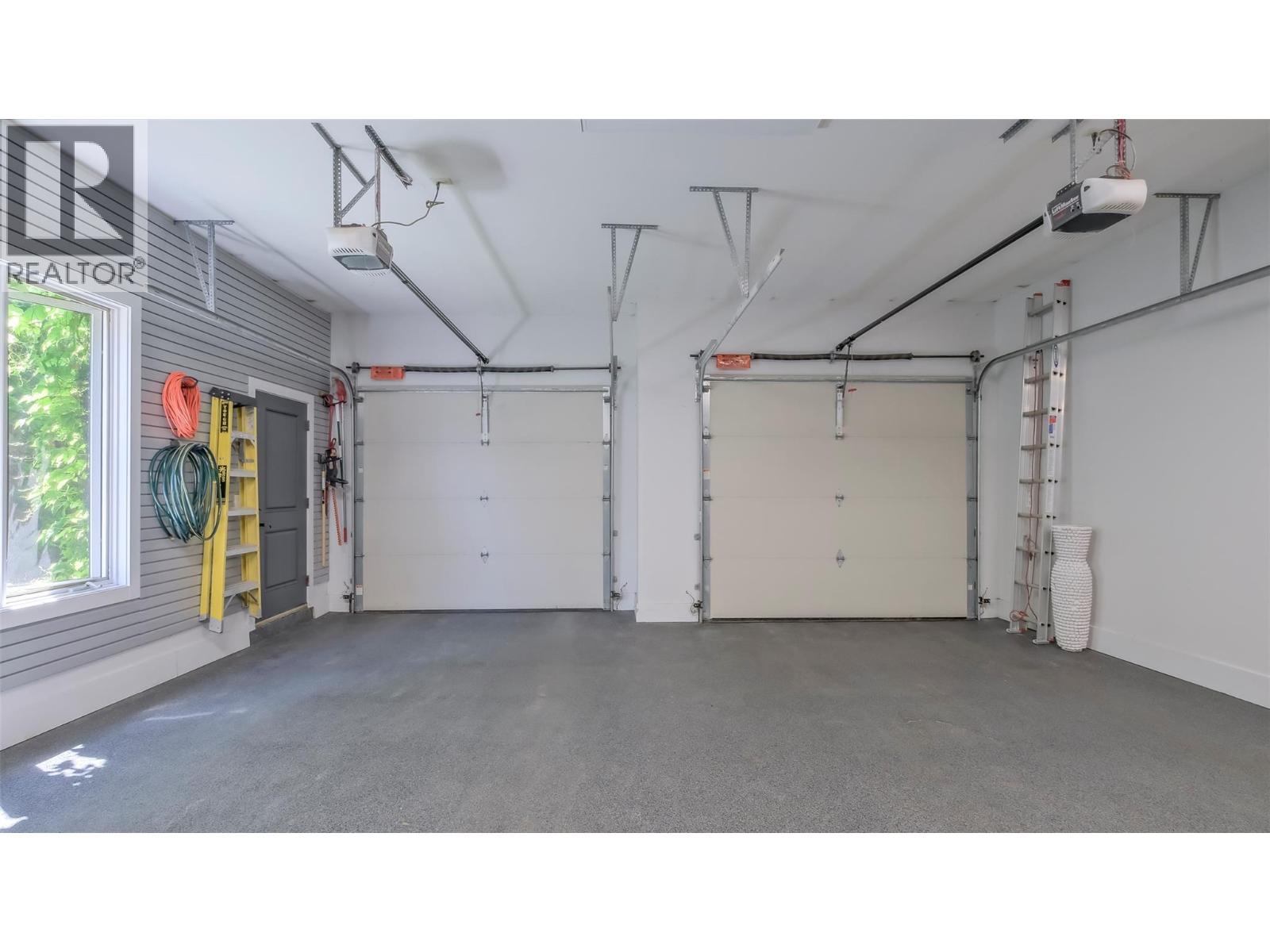 Picture for 1749 Capistrano  Drive https://www.cirrealty.ca/reb/bc/3/10363783_69.jpg