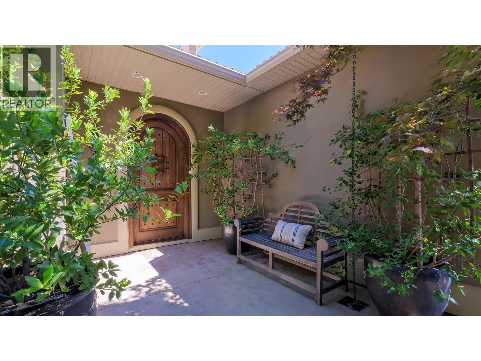 Picture for 1749 Capistrano  Drive https://www.cirrealty.ca/reb/bc/3/10363783_7.jpg