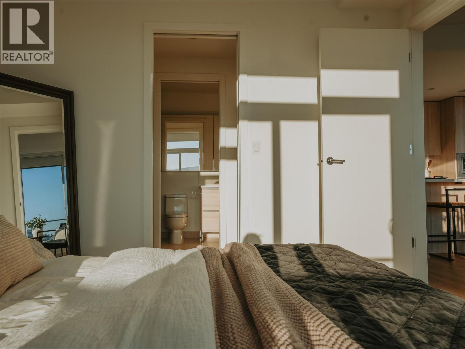 Picture for Unit #1702, 1626 Water  Street https://www.cirrealty.ca/reb/bc/3/10363793_22.jpg