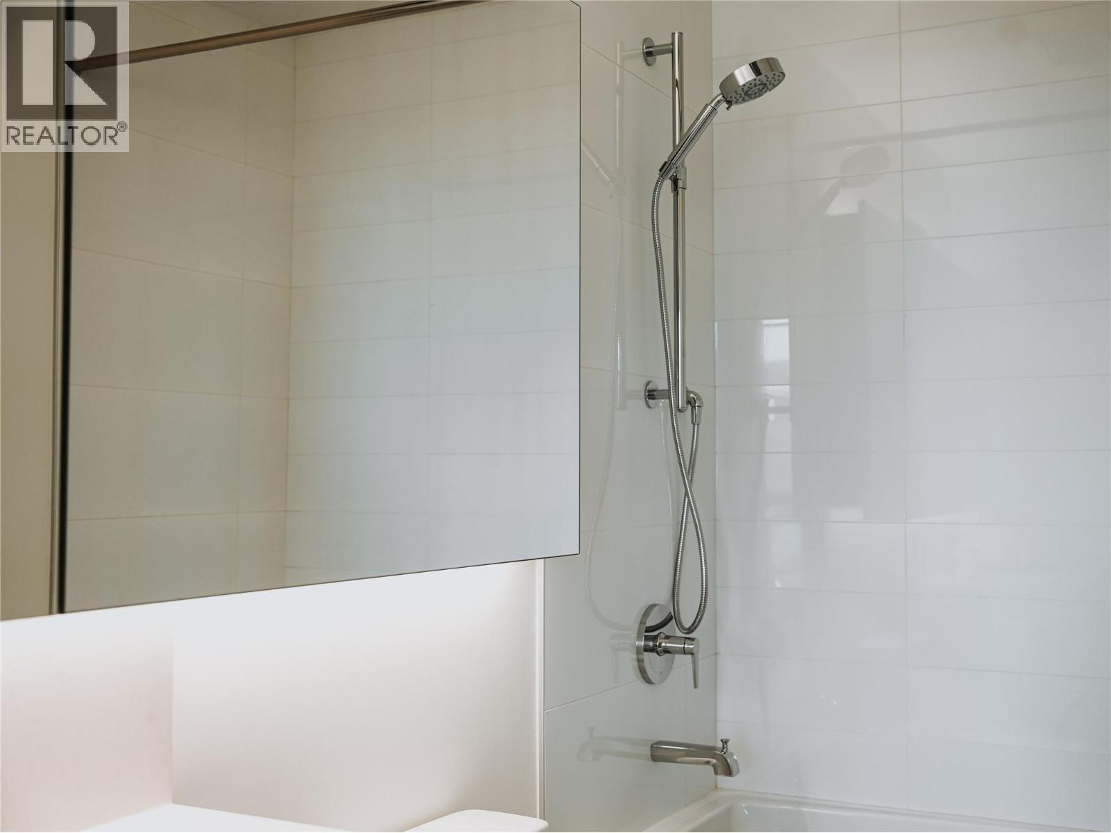 Picture for Unit #1702, 1626 Water  Street https://www.cirrealty.ca/reb/bc/3/10363793_33.jpg