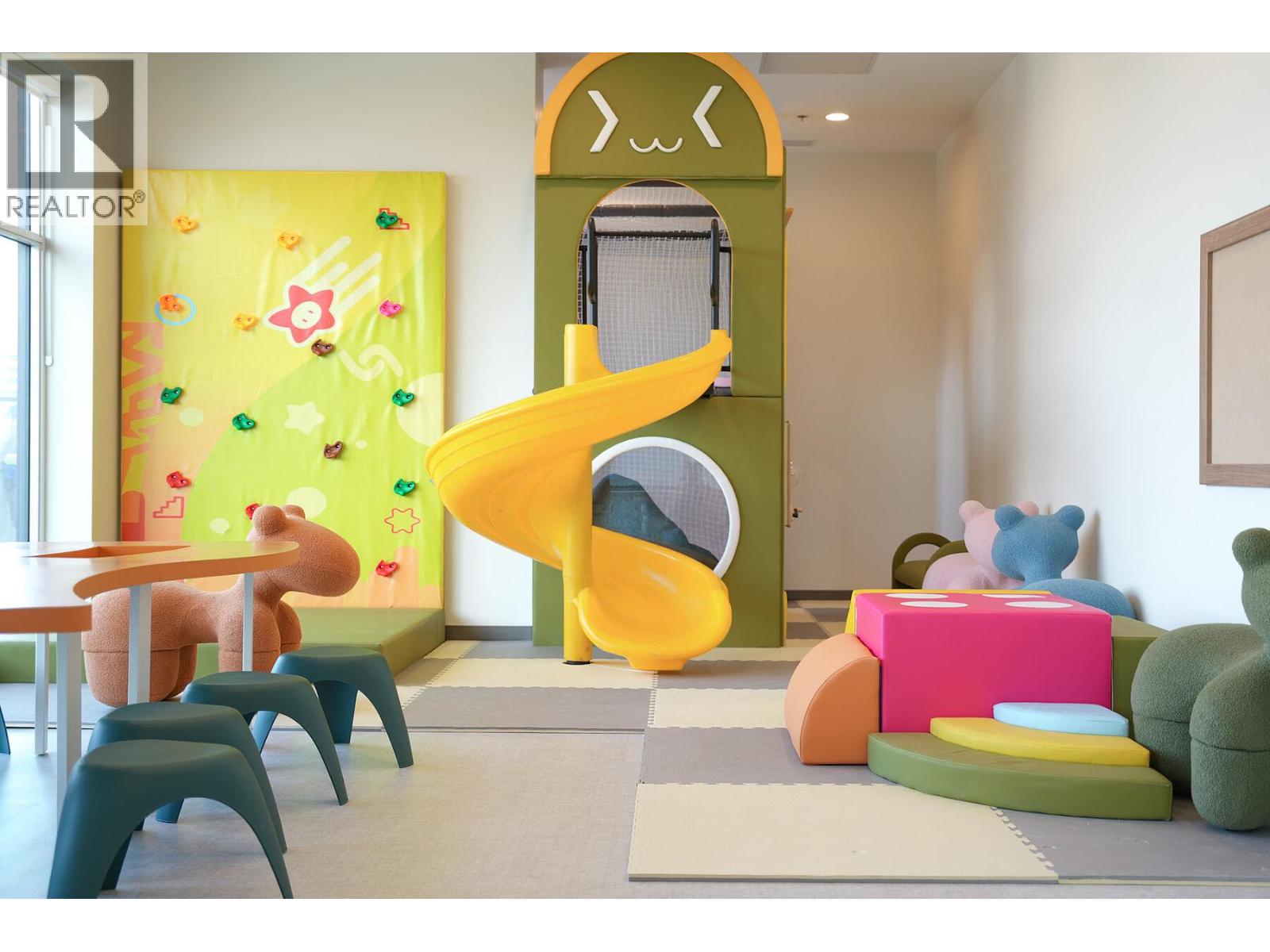 Picture for Unit #1702, 1626 Water  Street https://www.cirrealty.ca/reb/bc/3/10363793_46.jpg