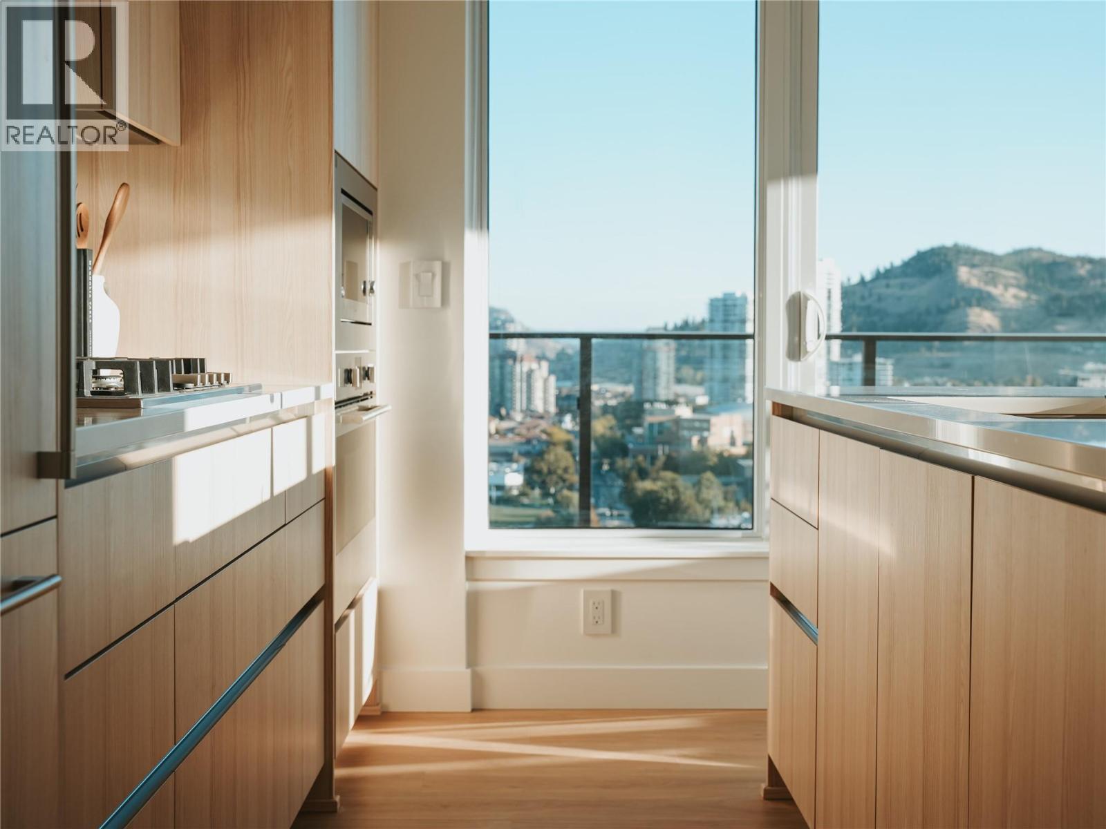 Picture for Unit #1702, 1626 Water  Street https://www.cirrealty.ca/reb/bc/3/10363793_7.jpg