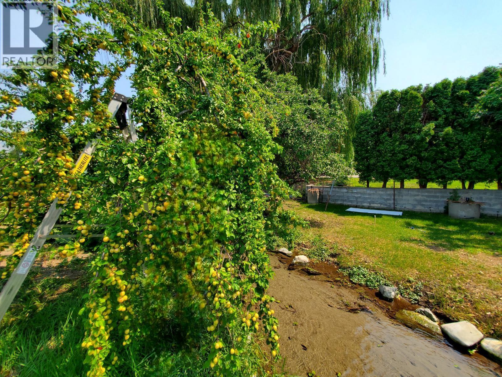 Picture for 1602 85TH  Street https://www.cirrealty.ca/reb/bc/3/10363933_44.jpg