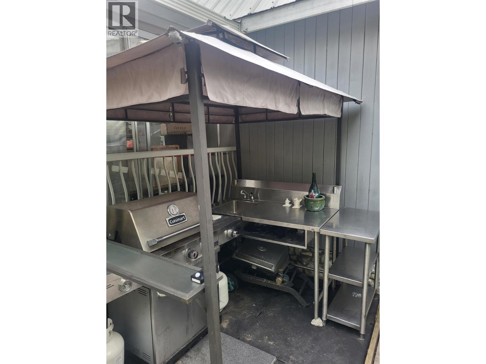 Picture for 1602 85TH  Street https://www.cirrealty.ca/reb/bc/3/10363933_46.jpg