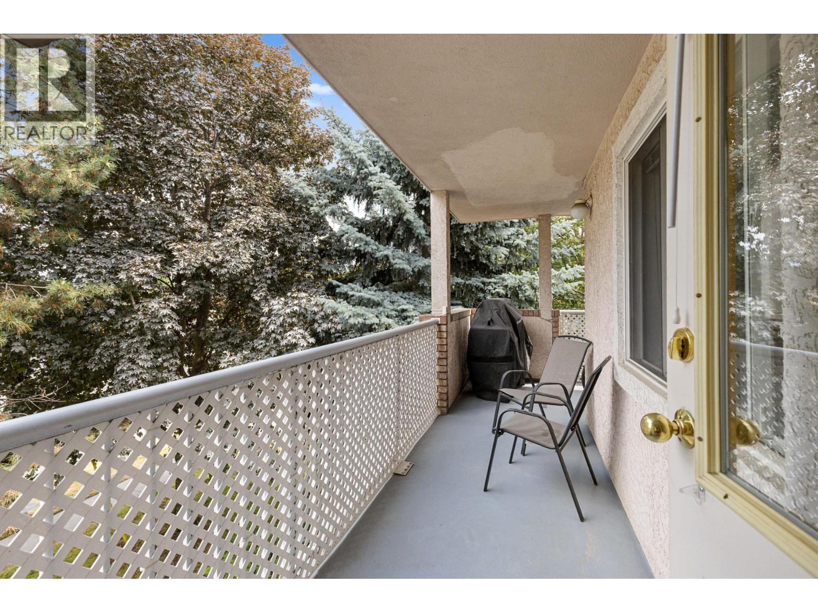 Picture for Unit #209, 400 Sutton  Crescent https://www.cirrealty.ca/reb/bc/3/10363993_13.jpg