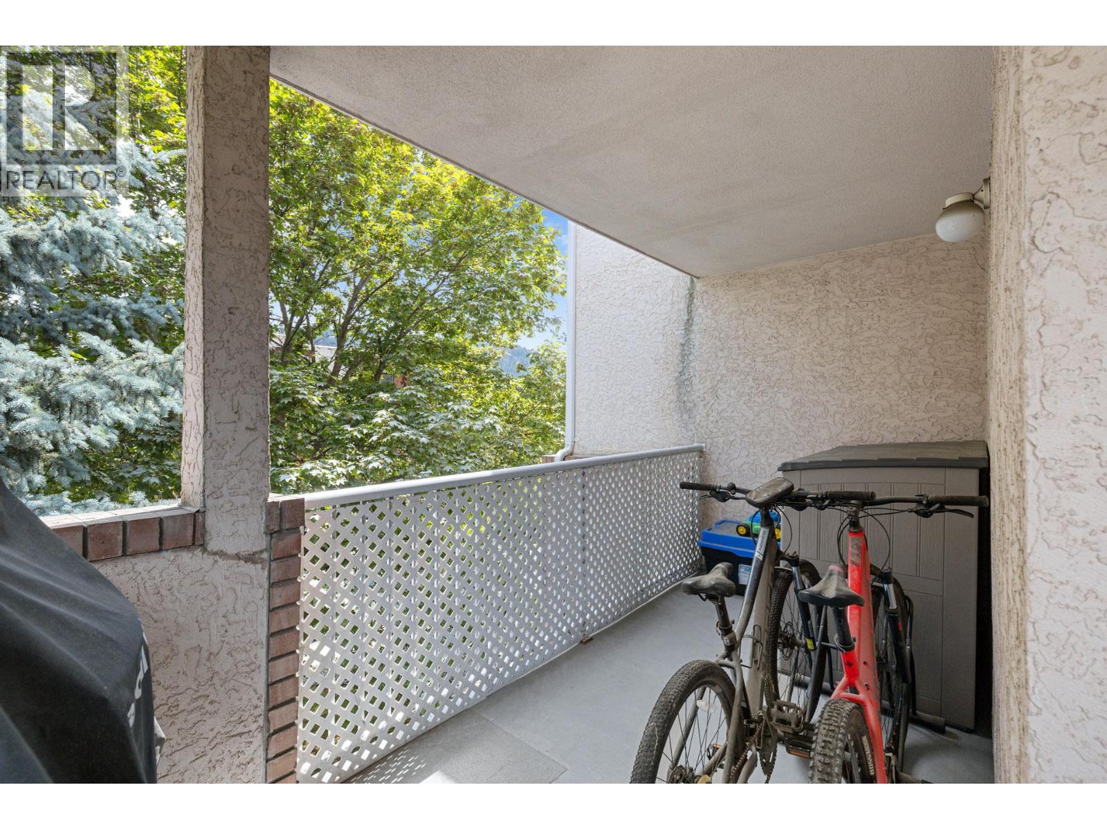 Picture for Unit #209, 400 Sutton  Crescent https://www.cirrealty.ca/reb/bc/3/10363993_17.jpg