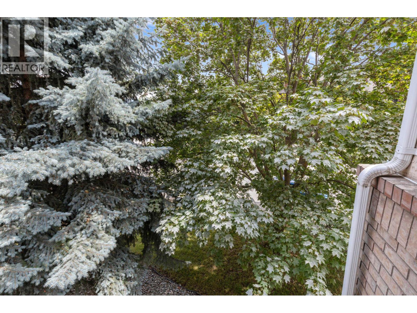 Picture for Unit #209, 400 Sutton  Crescent https://www.cirrealty.ca/reb/bc/3/10363993_19.jpg