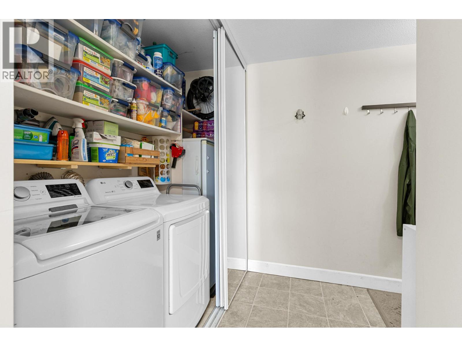 Picture for Unit #209, 400 Sutton  Crescent https://www.cirrealty.ca/reb/bc/3/10363993_35.jpg