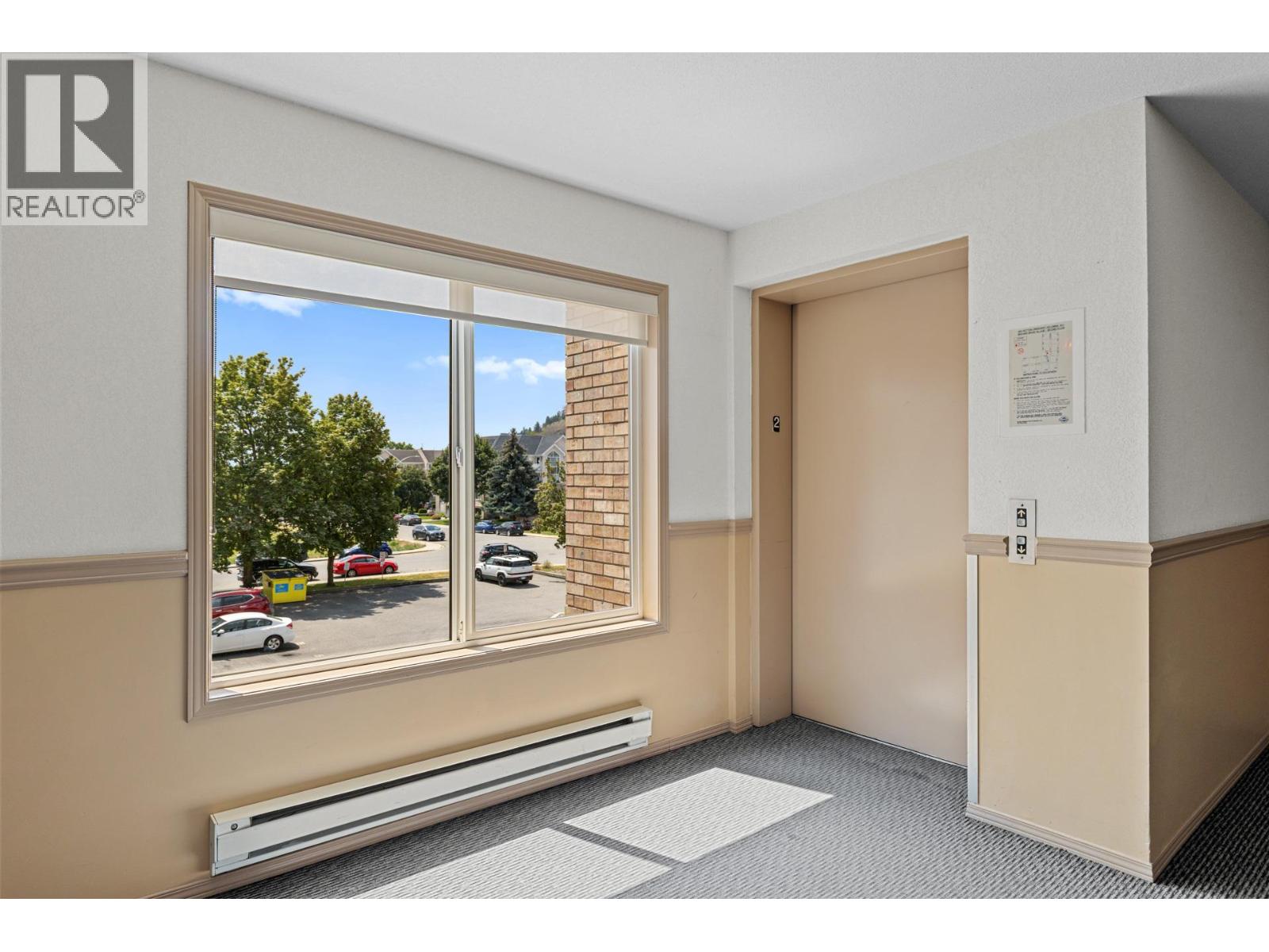 Picture for Unit #209, 400 Sutton  Crescent https://www.cirrealty.ca/reb/bc/3/10363993_38.jpg