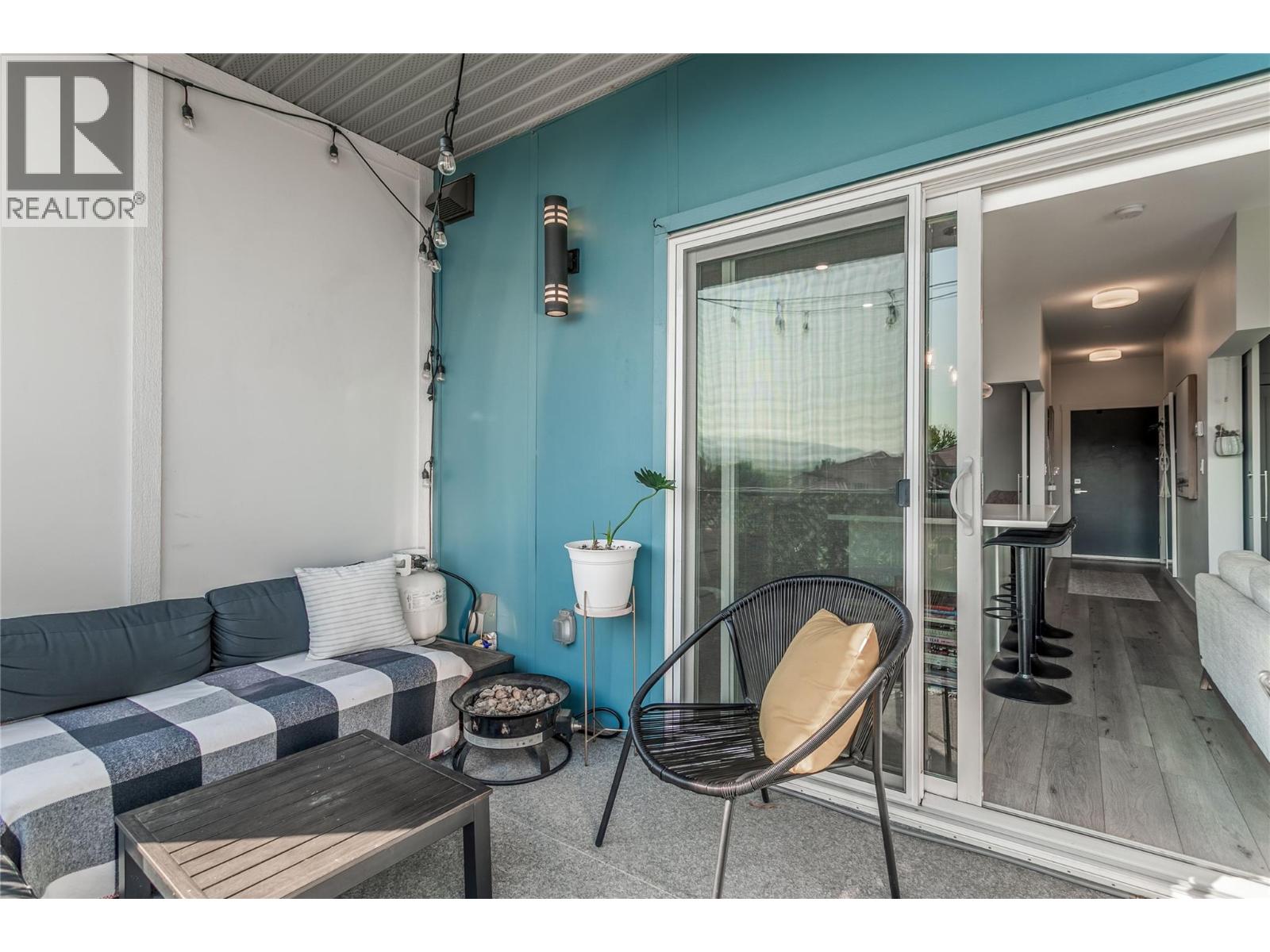 Picture for Unit #403, 3630 Mission Springs  Drive https://www.cirrealty.ca/reb/bc/3/10364113_21.jpg