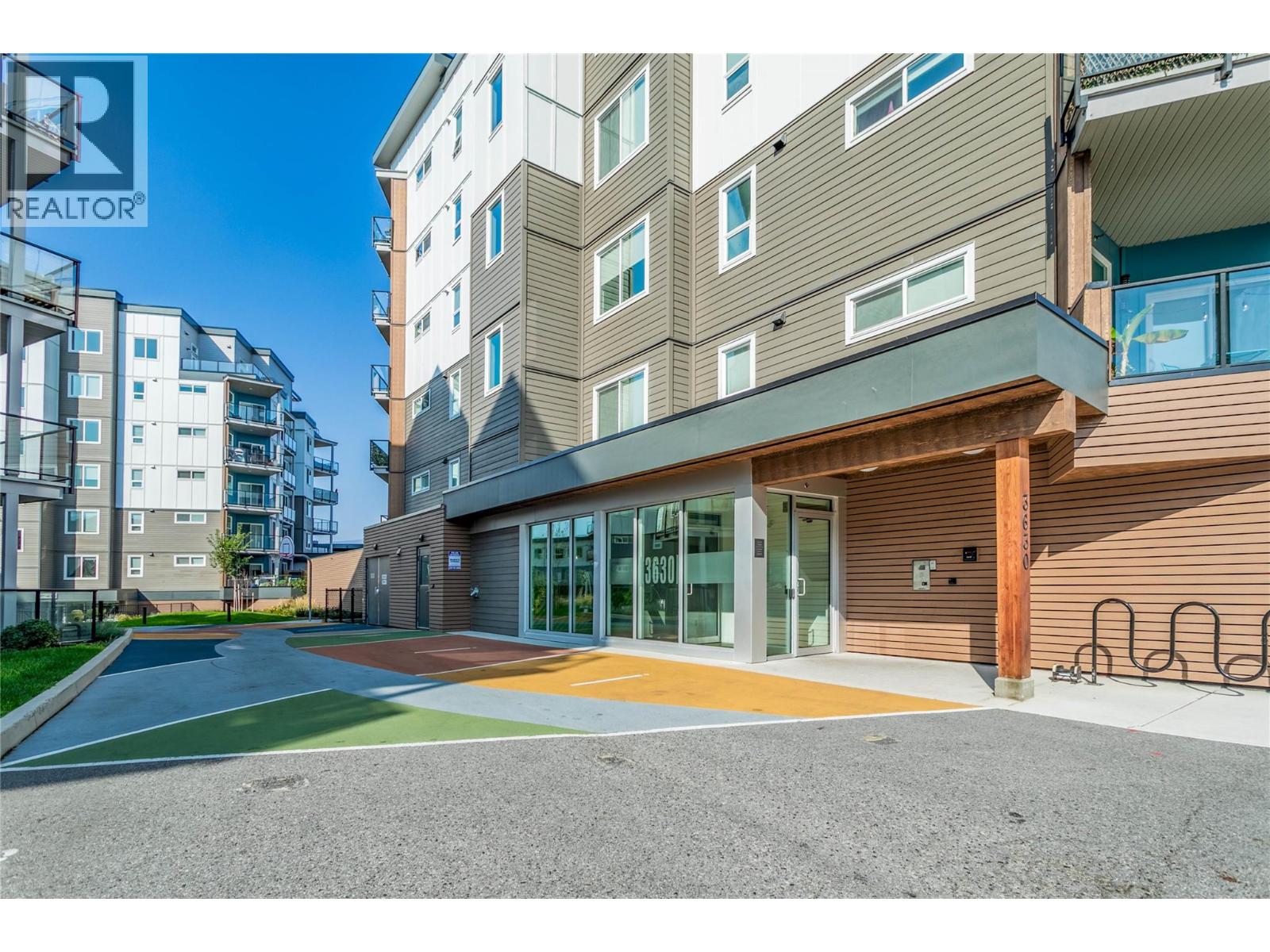 Picture for Unit #403, 3630 Mission Springs  Drive https://www.cirrealty.ca/reb/bc/3/10364113_27.jpg