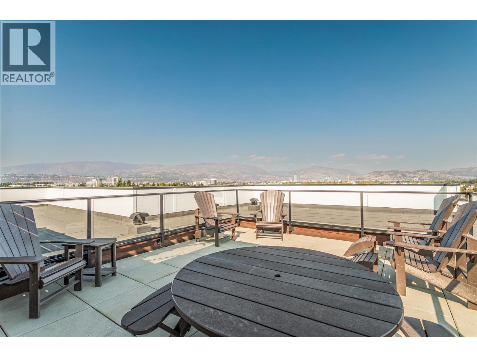 Picture for Unit #403, 3630 Mission Springs  Drive https://www.cirrealty.ca/reb/bc/3/10364113_33.jpg