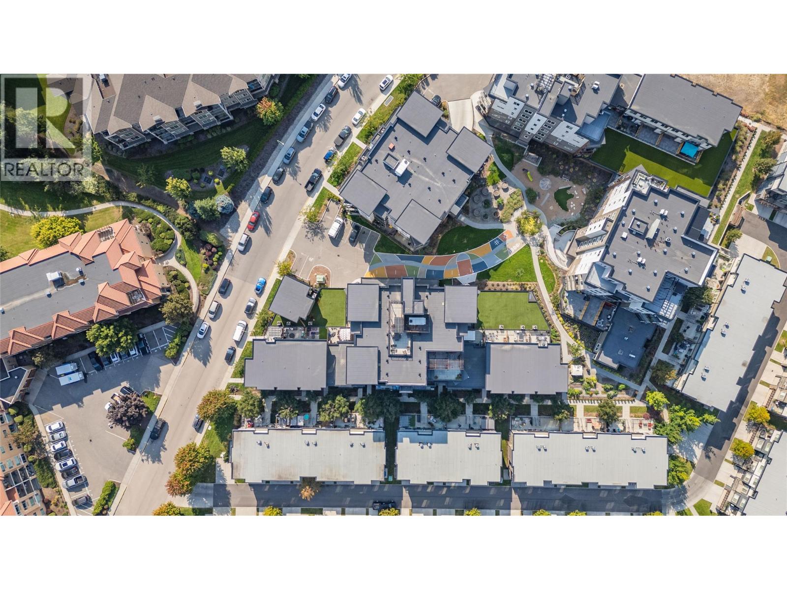 Picture for Unit #403, 3630 Mission Springs  Drive https://www.cirrealty.ca/reb/bc/3/10364113_40.jpg