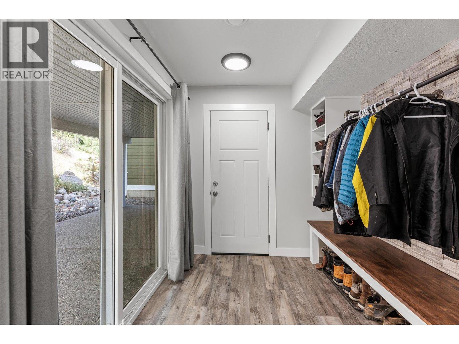 Picture for Unit #410, 6956 Terazona  Loop https://www.cirrealty.ca/reb/bc/3/10364183_37.jpg