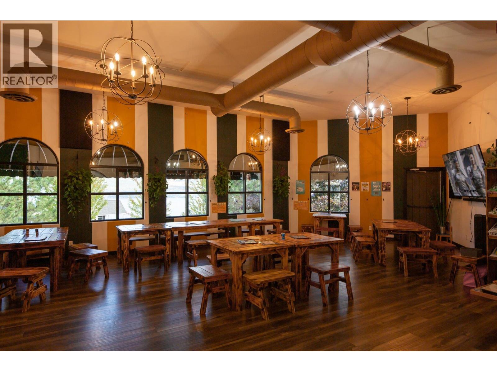 Picture for Unit #410, 6956 Terazona  Loop https://www.cirrealty.ca/reb/bc/3/10364183_50.jpg