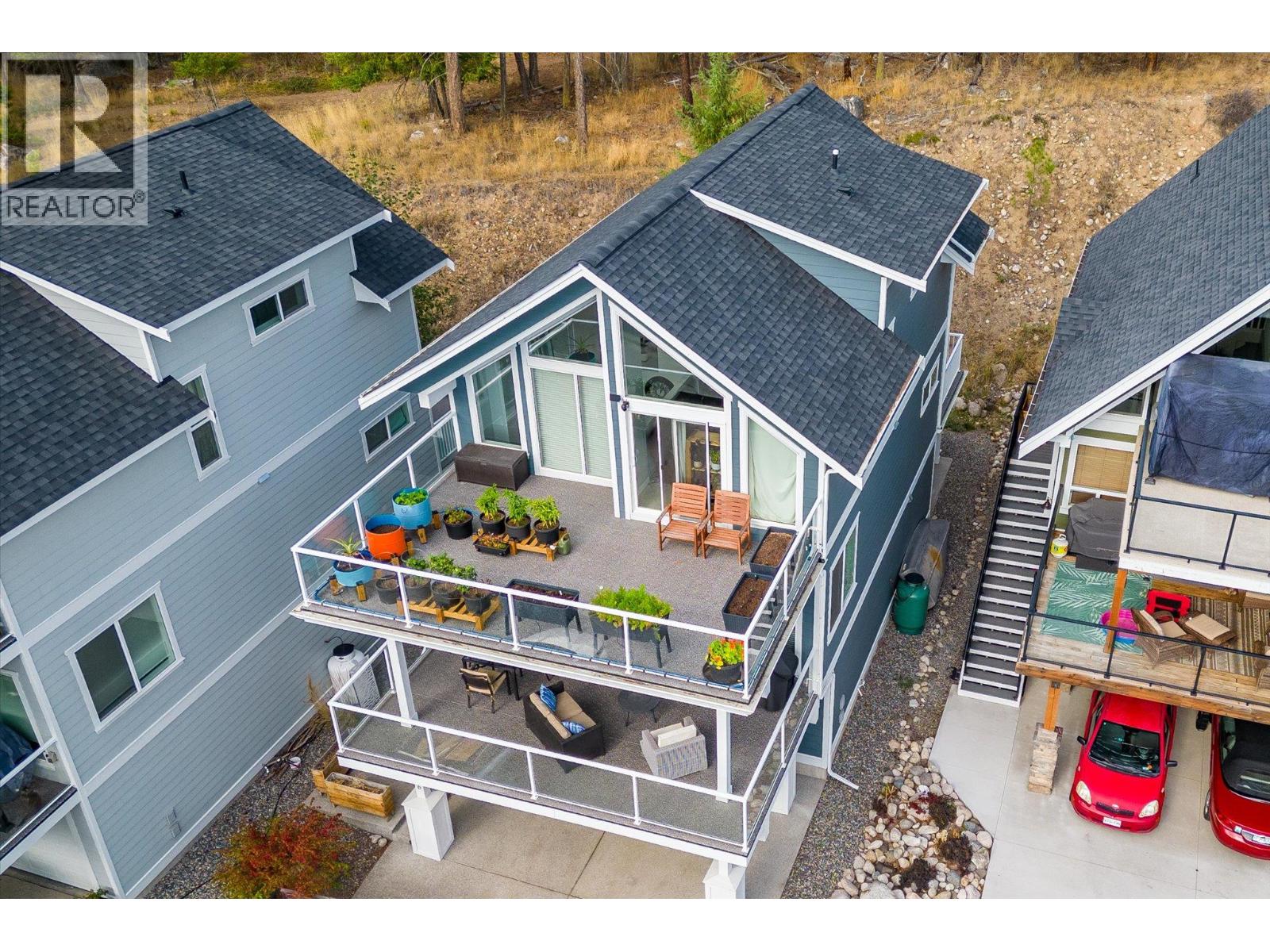 Picture for Unit #410, 6956 Terazona  Loop https://www.cirrealty.ca/reb/bc/3/10364183_9.jpg