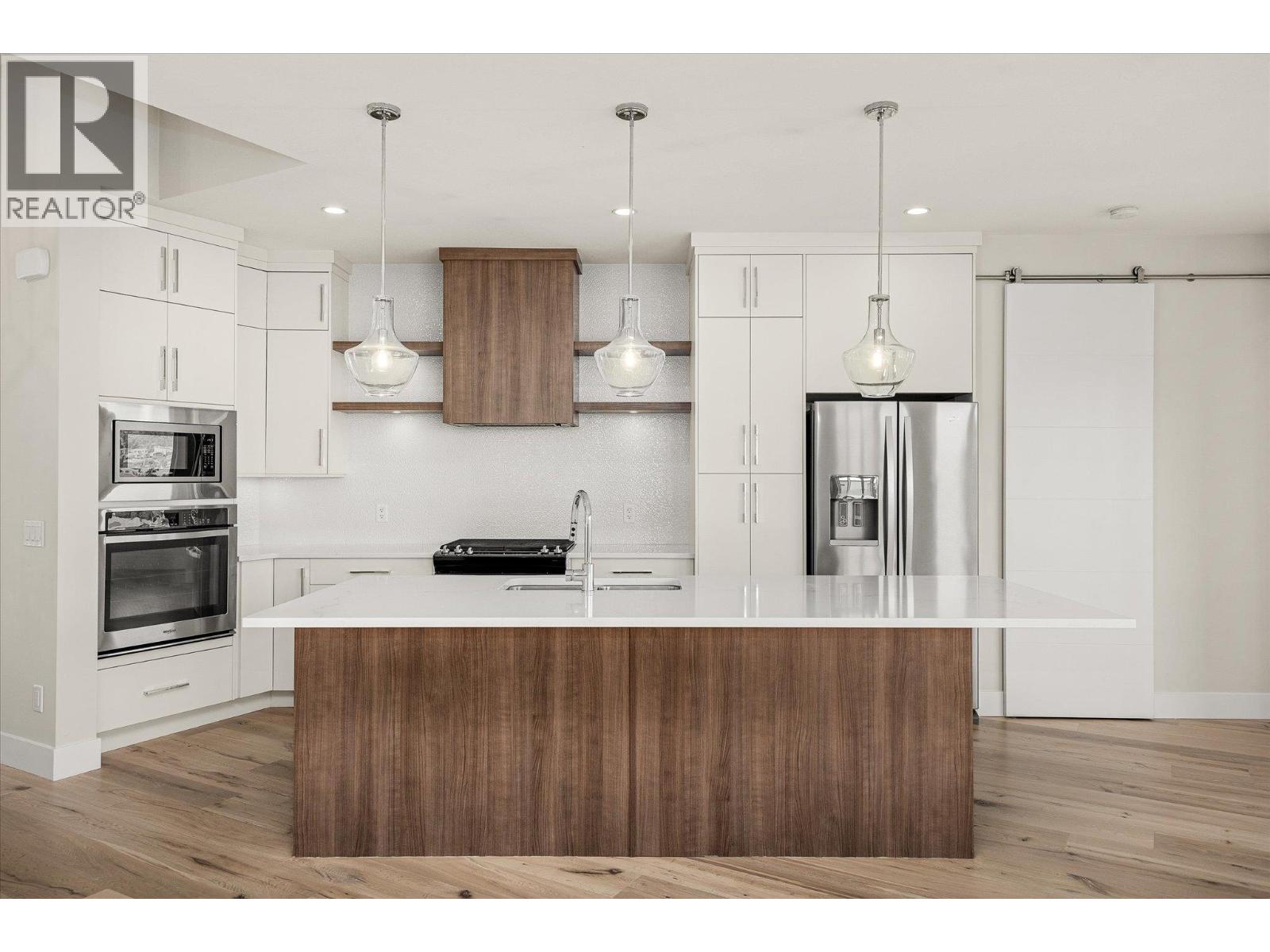 Picture for 1341 Sladen  Crescent