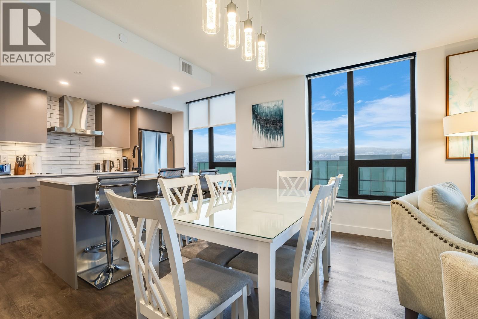 Picture for Unit #2203, 1471 St Paul  Street https://www.cirrealty.ca/reb/bc/3/10364273_11.jpg