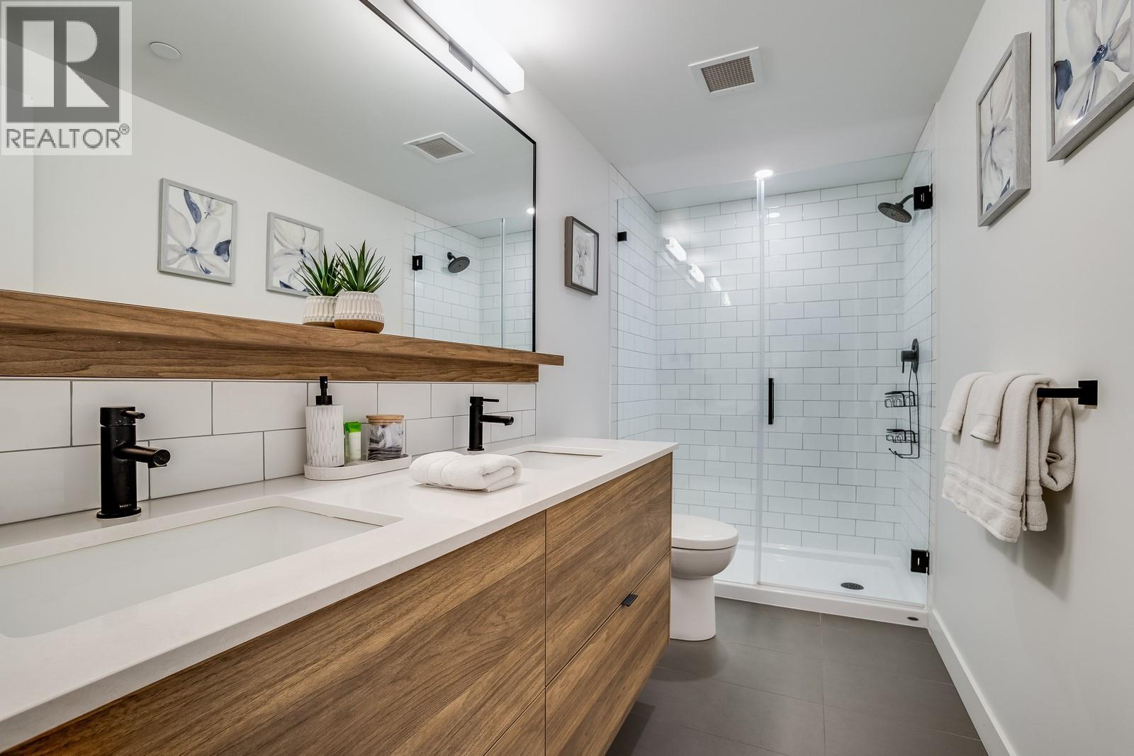 Picture for Unit #2203, 1471 St Paul  Street https://www.cirrealty.ca/reb/bc/3/10364273_18.jpg