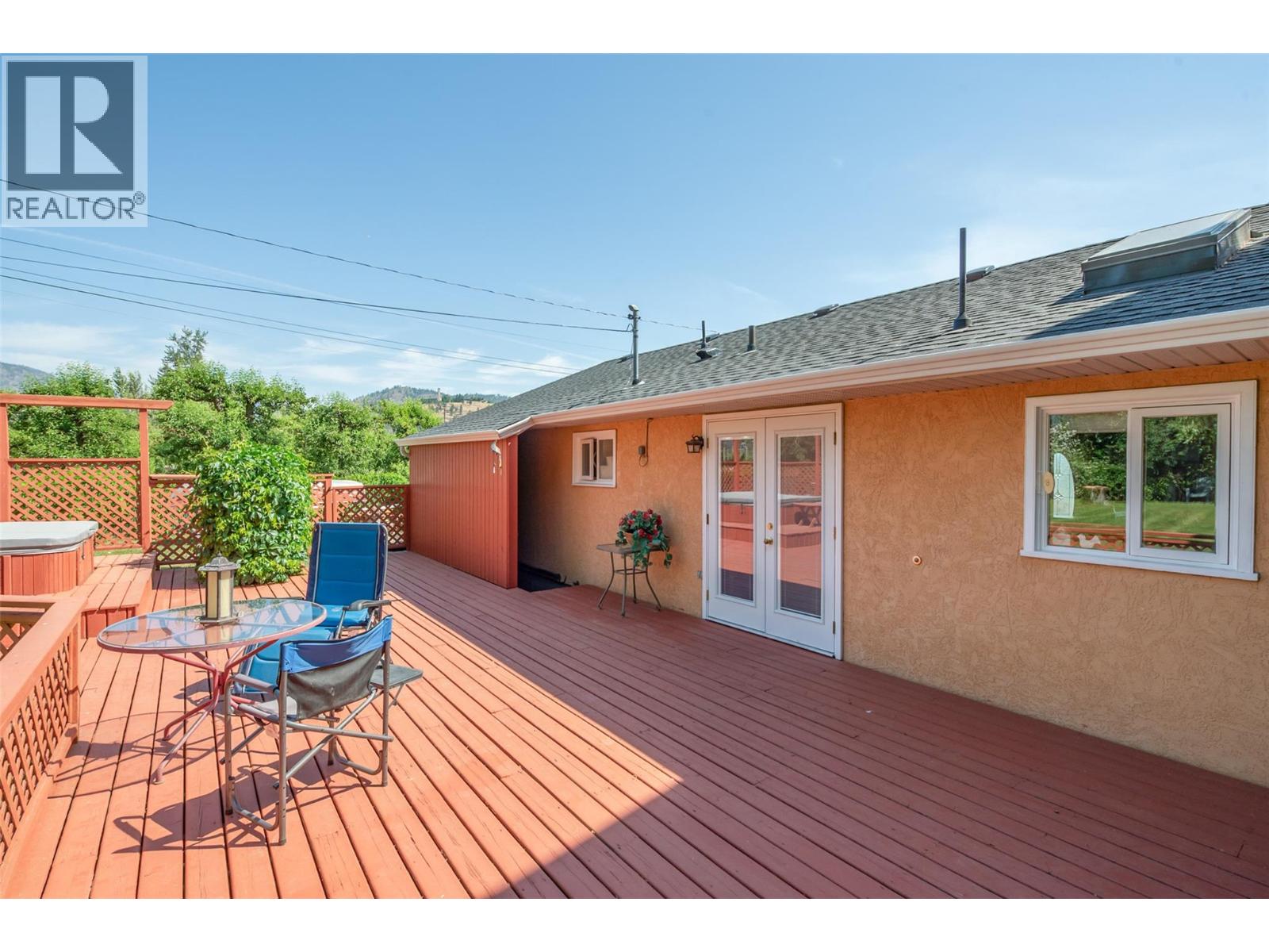 Picture for 3982 Hitchner  Road https://www.cirrealty.ca/reb/bc/3/10364353_13.jpg