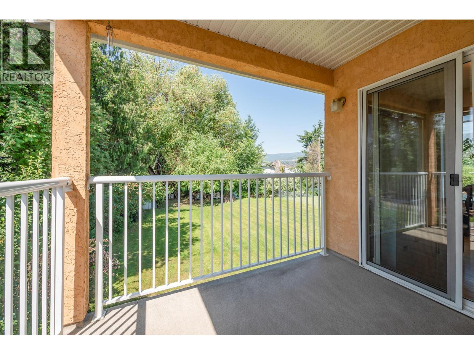 Picture for 3982 Hitchner  Road https://www.cirrealty.ca/reb/bc/3/10364353_25.jpg