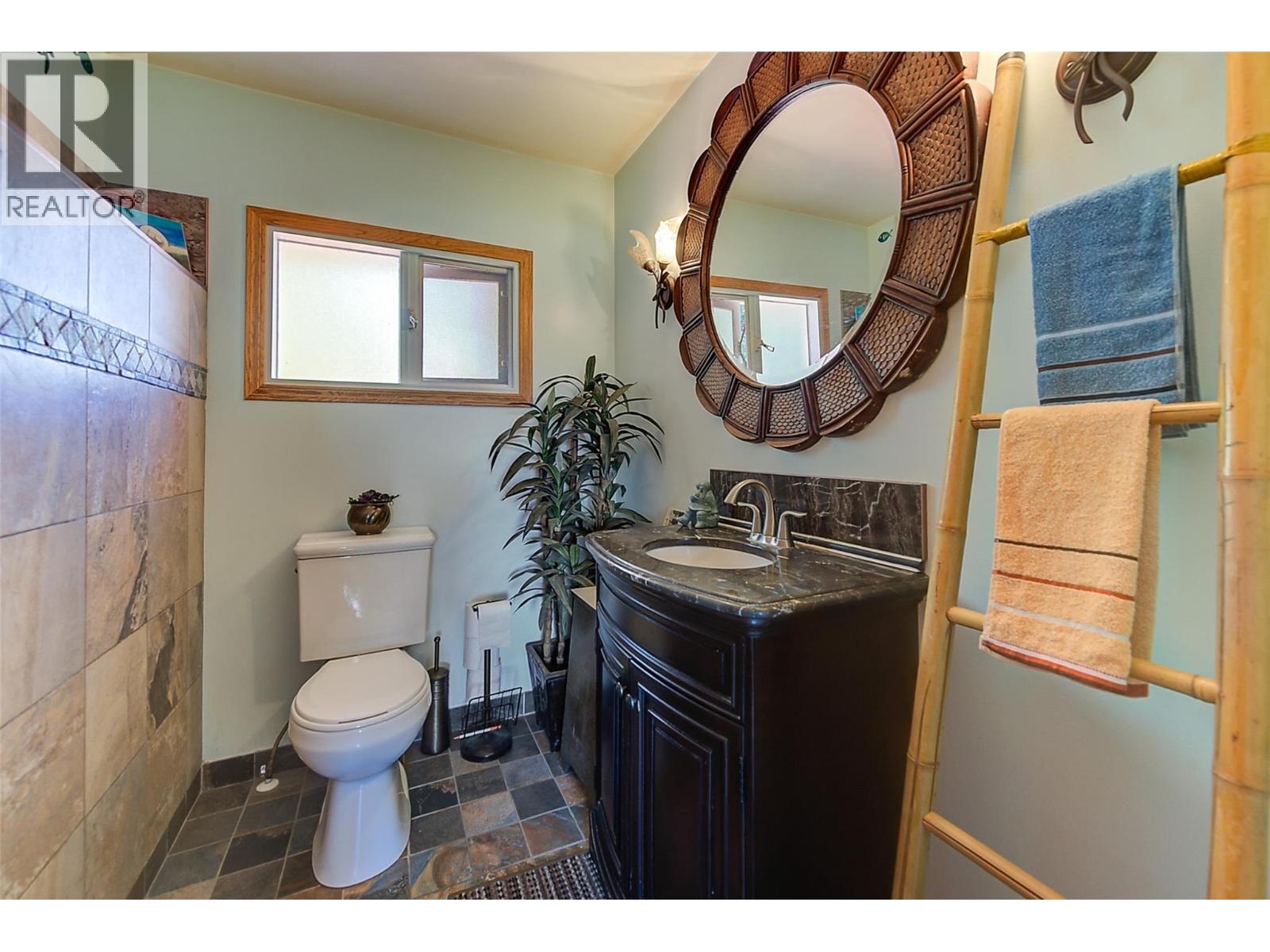 Picture for 3982 Hitchner  Road https://www.cirrealty.ca/reb/bc/3/10364353_28.jpg