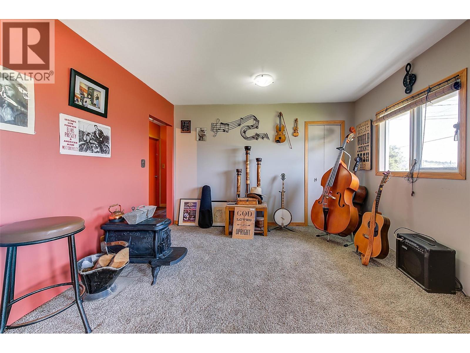 Picture for 3982 Hitchner  Road https://www.cirrealty.ca/reb/bc/3/10364353_31.jpg