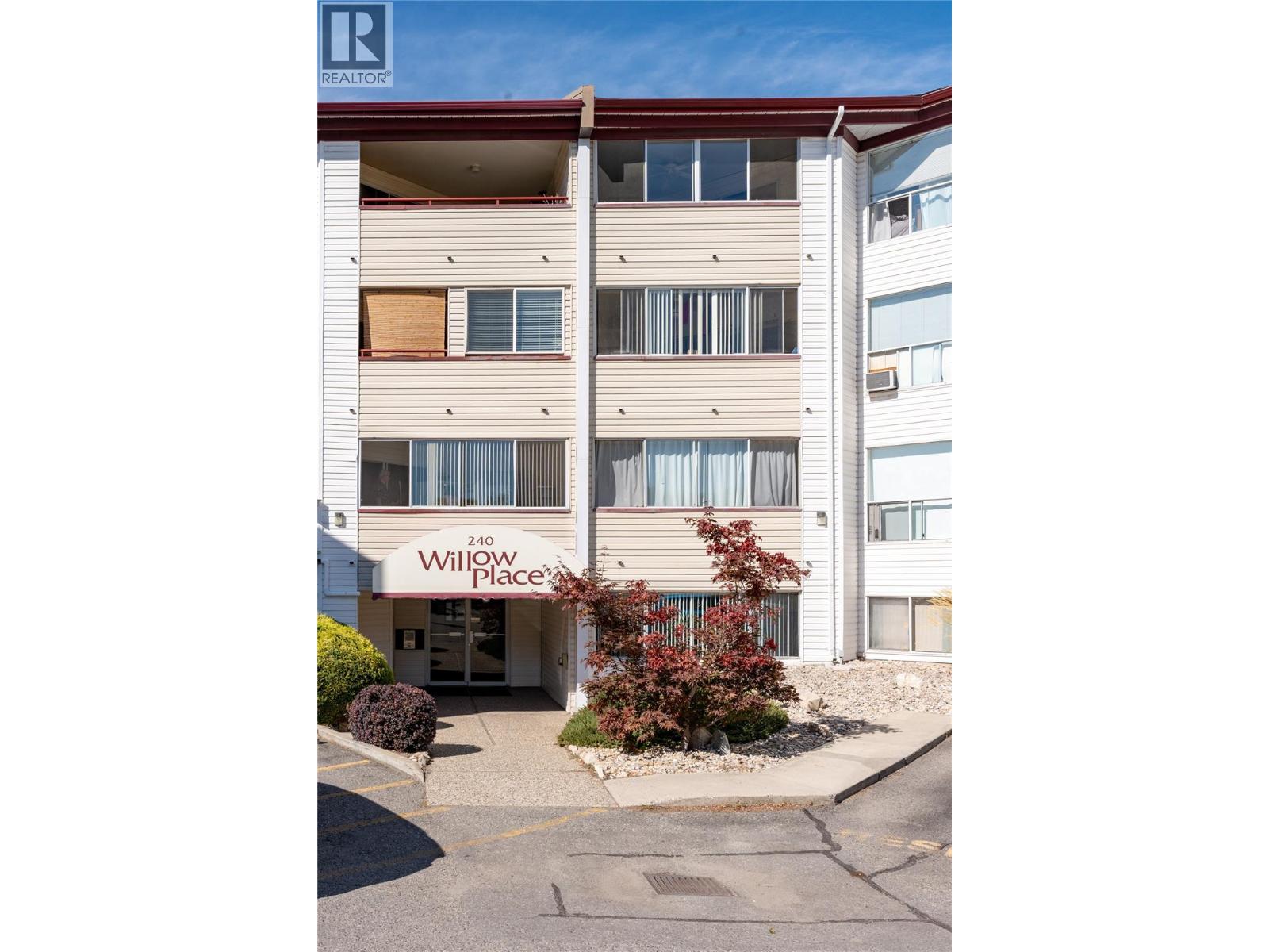 Picture for Unit #304, 240 Hollywood  RoadN https://www.cirrealty.ca/reb/bc/3/10364363_19.jpg