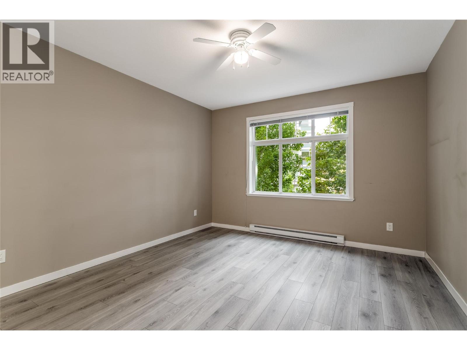 Picture for Unit #202, 303 Whitman  Road https://www.cirrealty.ca/reb/bc/3/10364583_17.jpg