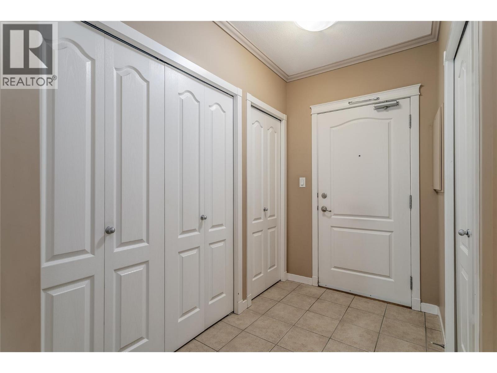 Picture for Unit #202, 303 Whitman  Road https://www.cirrealty.ca/reb/bc/3/10364583_26.jpg