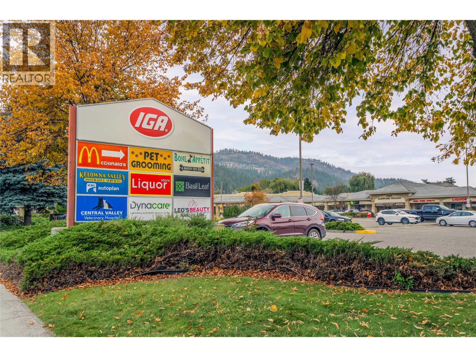 Picture for Unit #202, 303 Whitman  Road https://www.cirrealty.ca/reb/bc/3/10364583_40.jpg