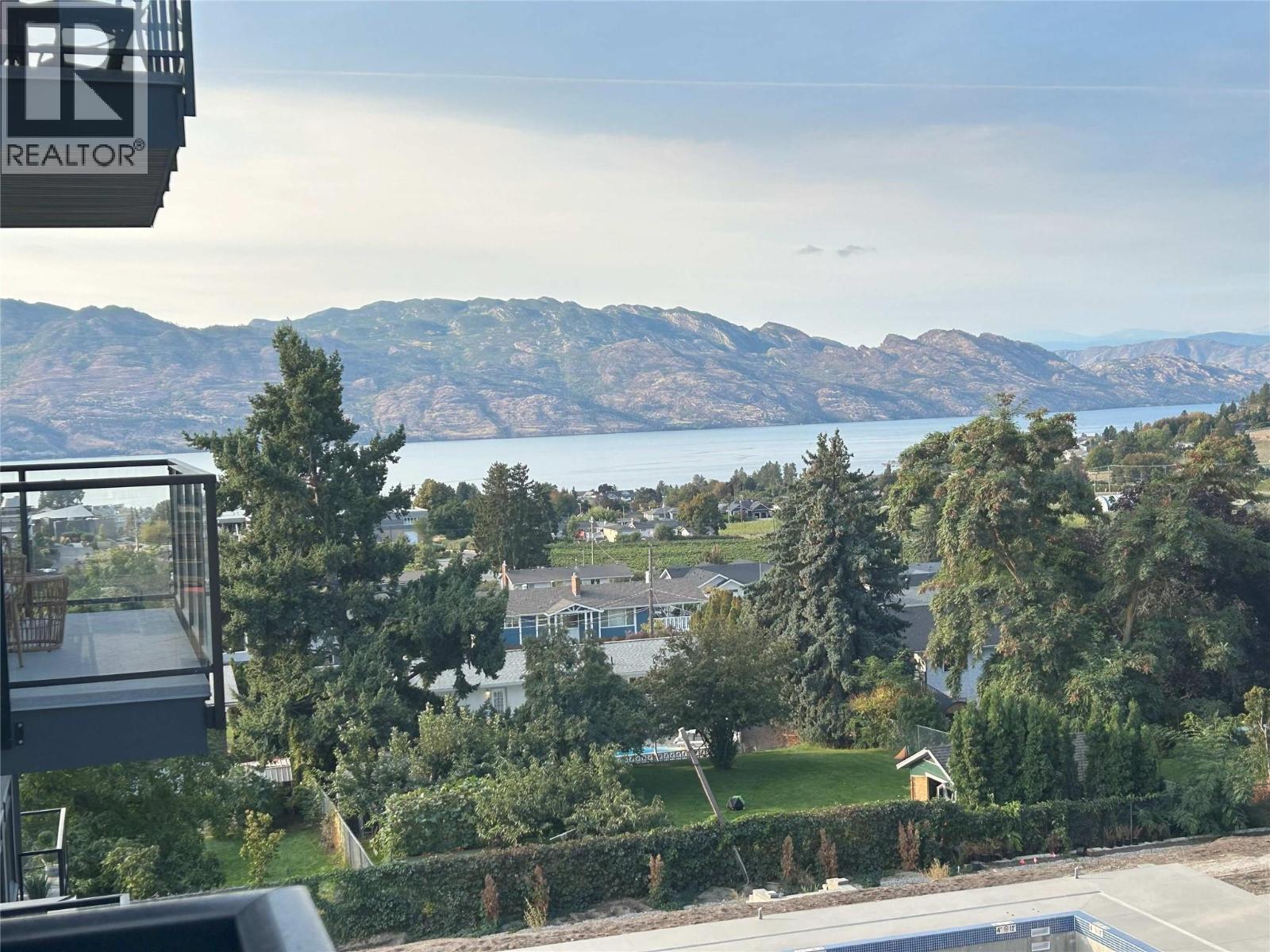 Picture for Unit #403, 2780 Olalla  Road https://www.cirrealty.ca/reb/bc/3/10364623_23.jpg