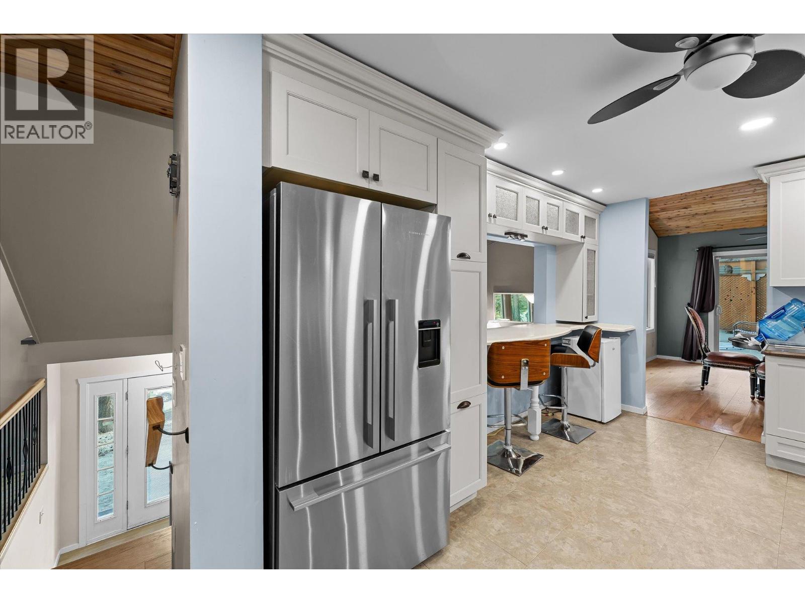 Picture for 1644 SCOTT  Crescent https://www.cirrealty.ca/reb/bc/3/10364713_16.jpg