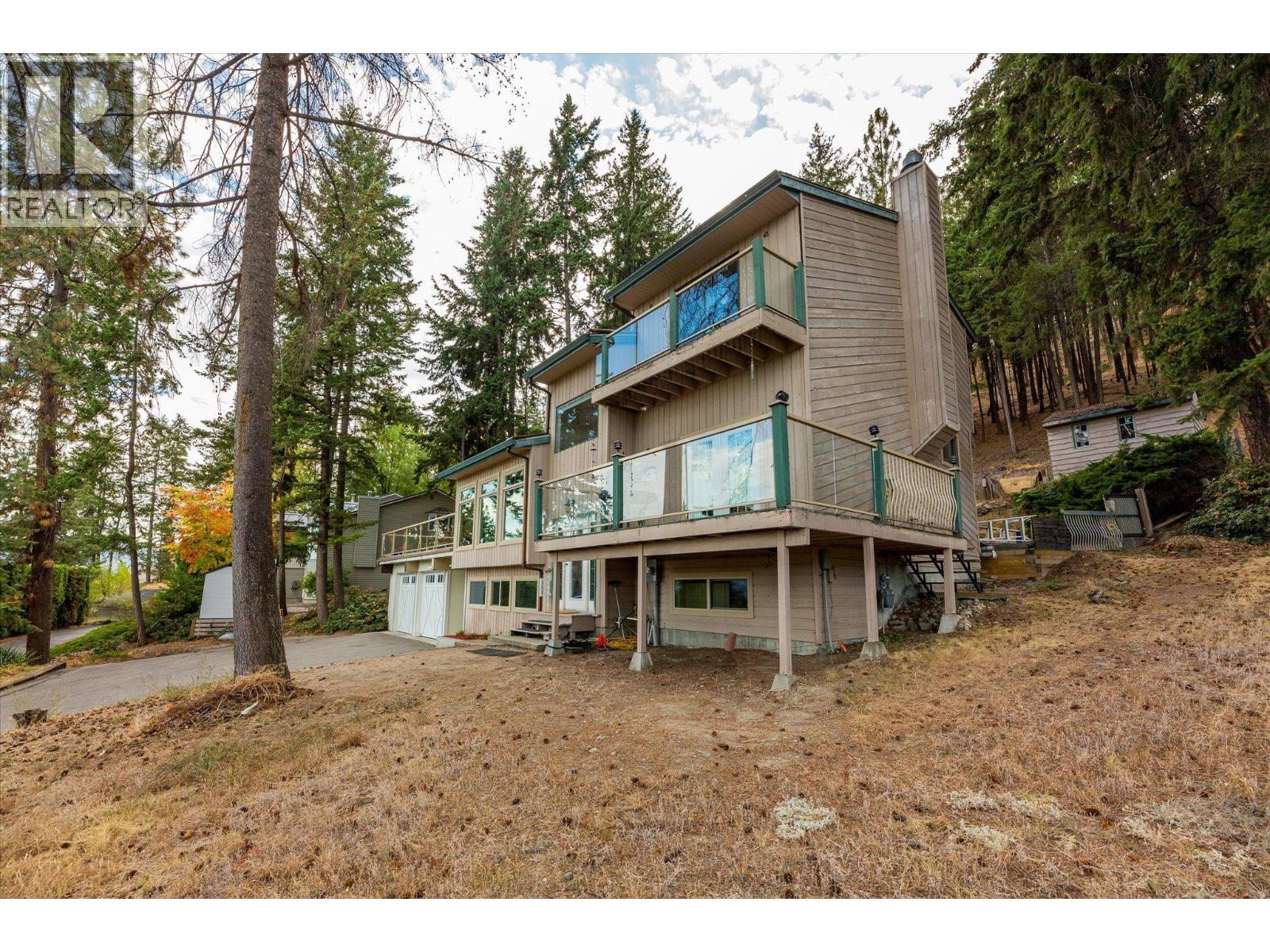 Picture for 1644 SCOTT  Crescent https://www.cirrealty.ca/reb/bc/3/10364713_33.jpg