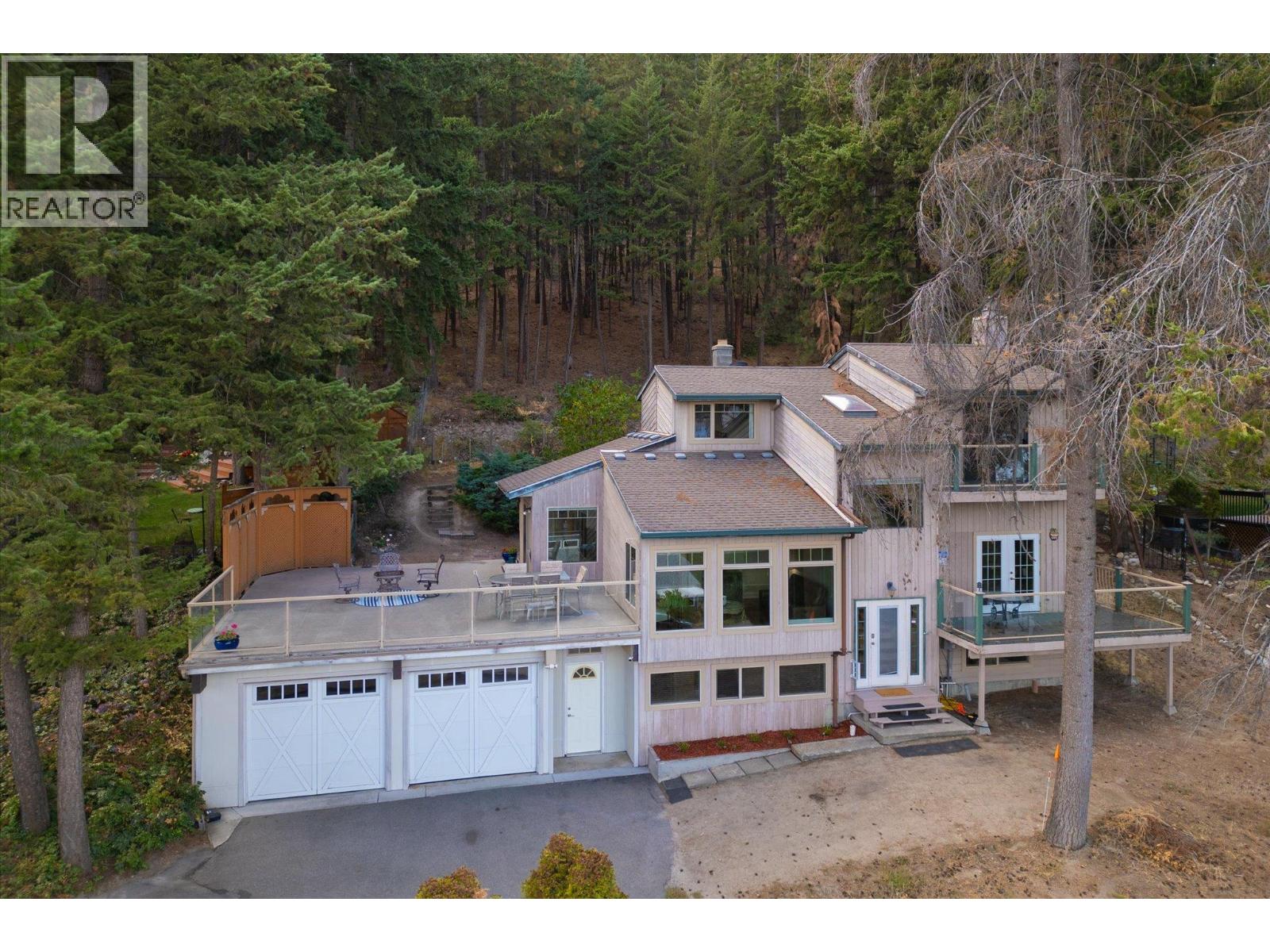 Picture for 1644 SCOTT  Crescent https://www.cirrealty.ca/reb/bc/3/10364713_46.jpg