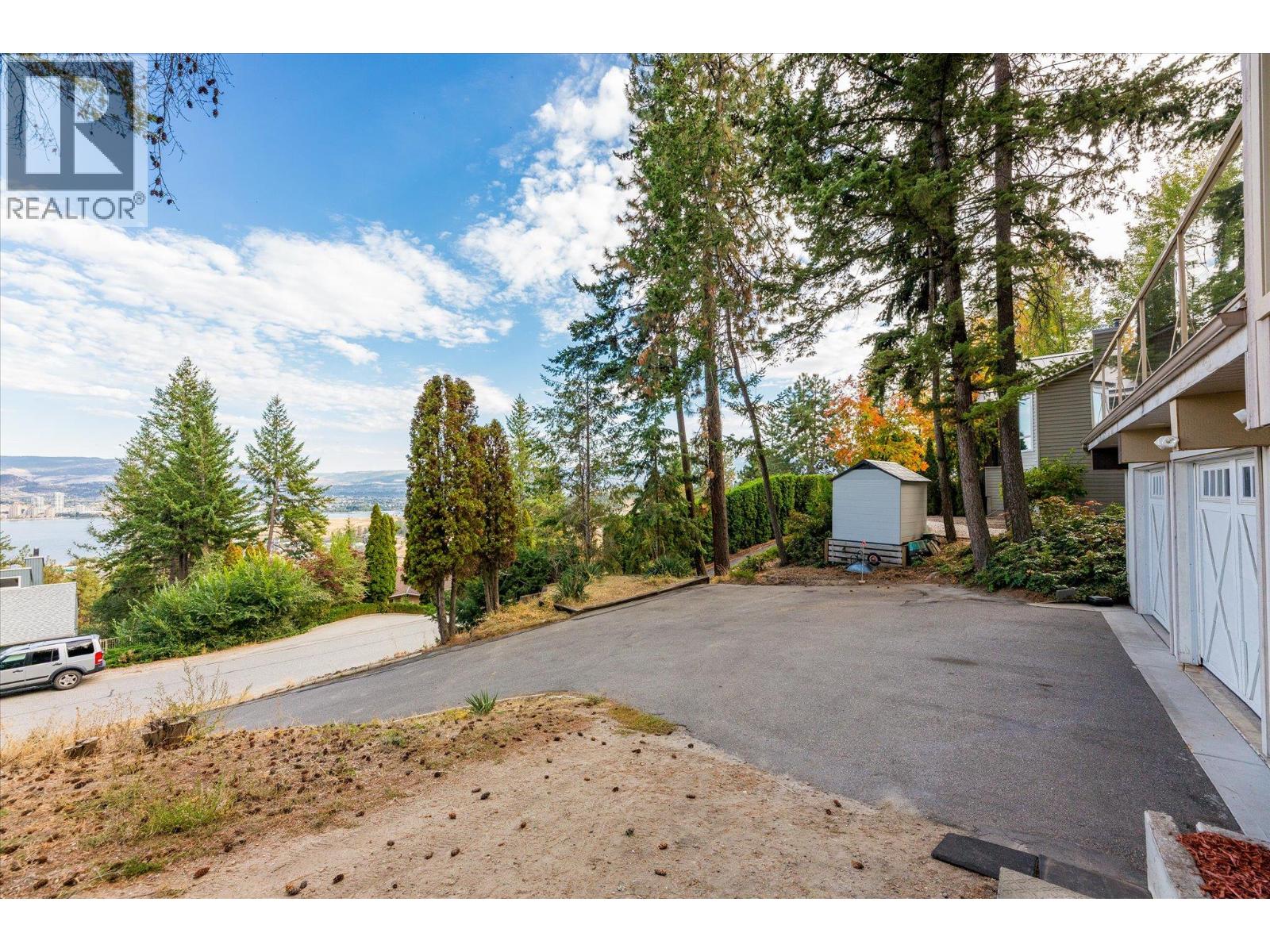 Picture for 1644 SCOTT  Crescent https://www.cirrealty.ca/reb/bc/3/10364713_50.jpg