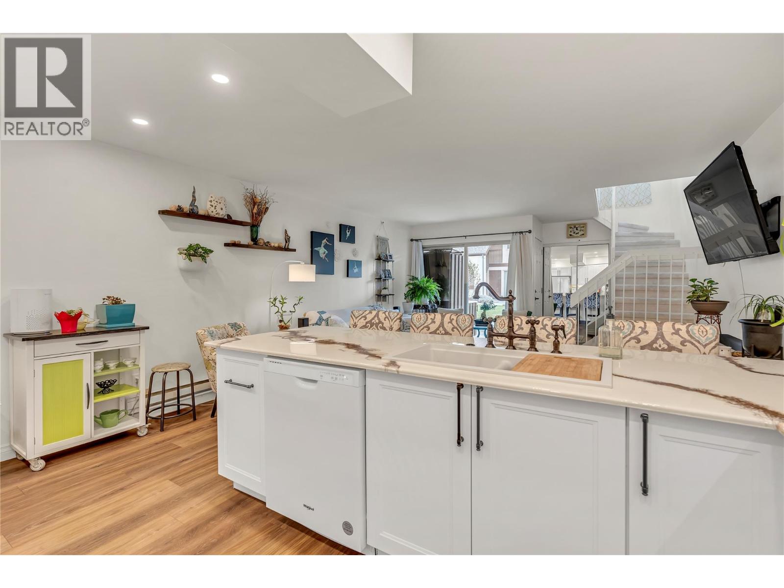 Picture for Unit #313, 3140 Wilson  Street