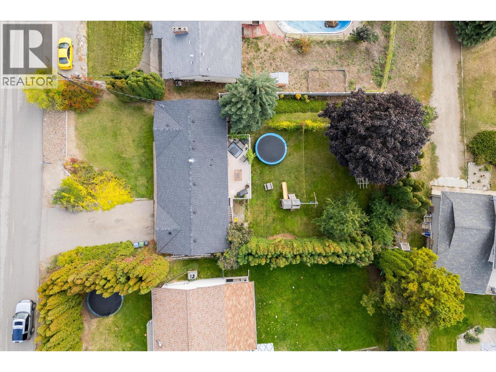 Picture for 1234 Oswell  Drive https://www.cirrealty.ca/reb/bc/3/10364833_40.jpg